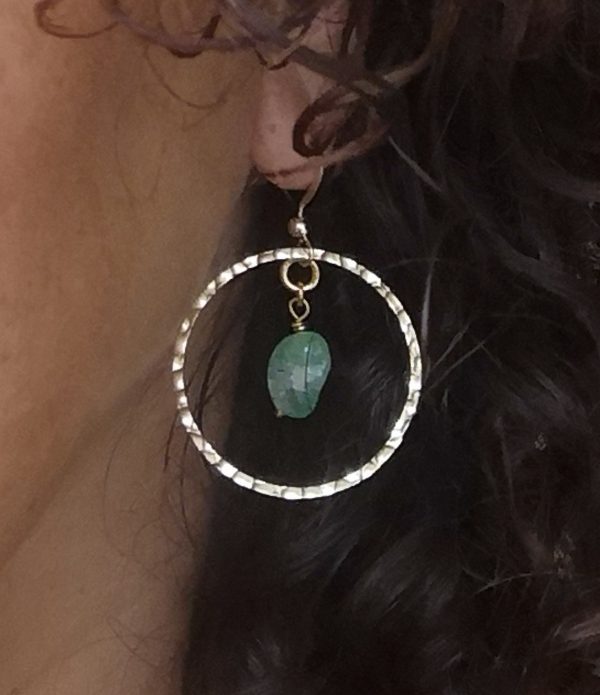 Chrysopraas hammered earrings