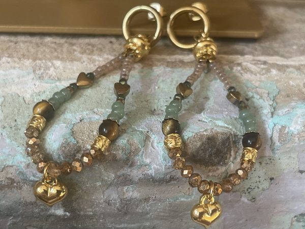 Golden heart drop